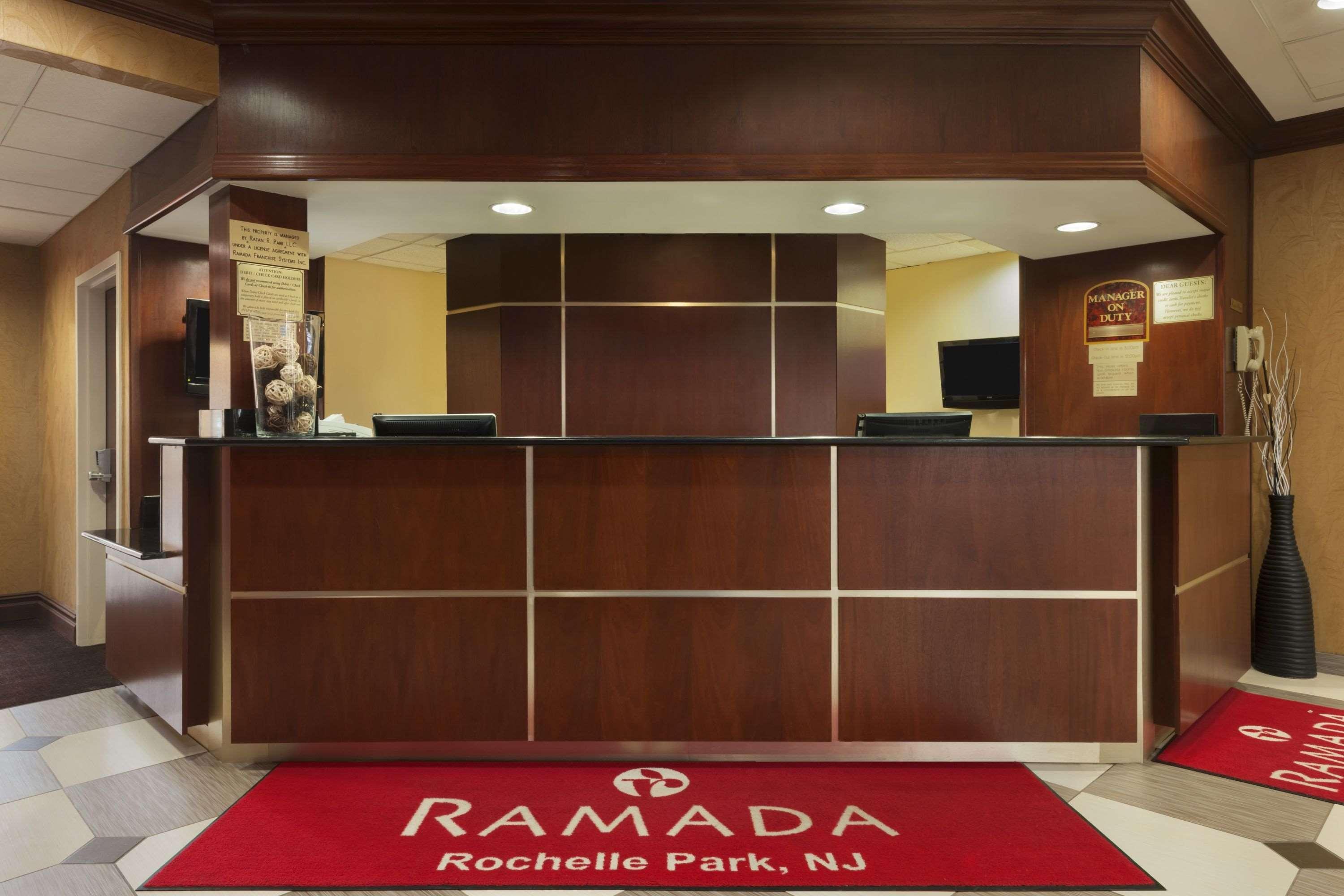 Ramada By Wyndham Rochelle Park Near Paramus Wnętrze zdjęcie